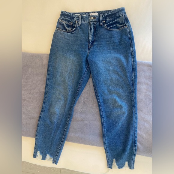 Good American Good Vintage Jagged Hem Jeans. Size 8/29. - Picture 6 of 6
